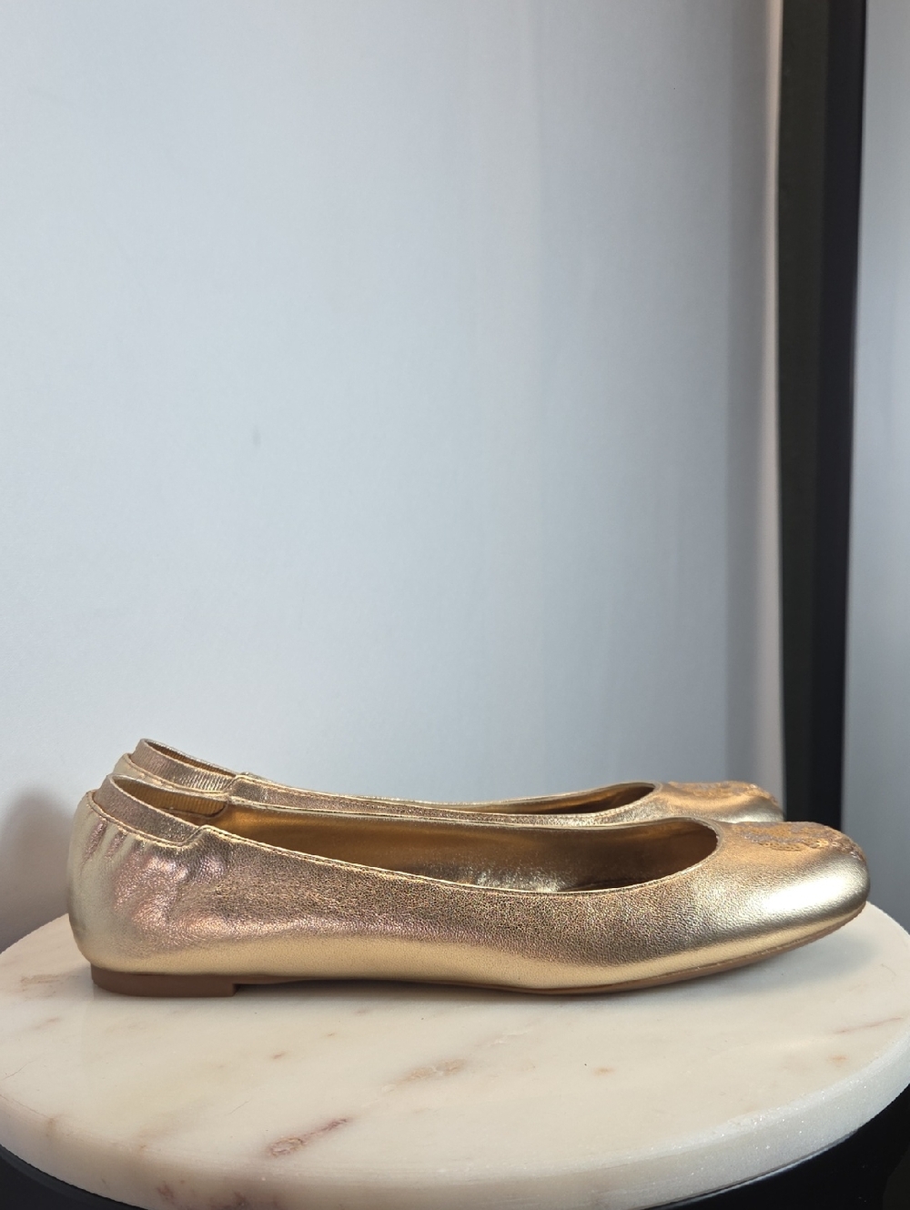 Alexander McQueen Gold Leather Metallic Sequin-Toe Ballet Flats Size 37.5 - Picture 3 of 13